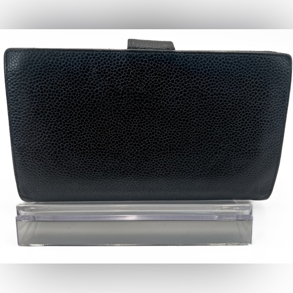 Chanel Wallet - Picture 4 of 6